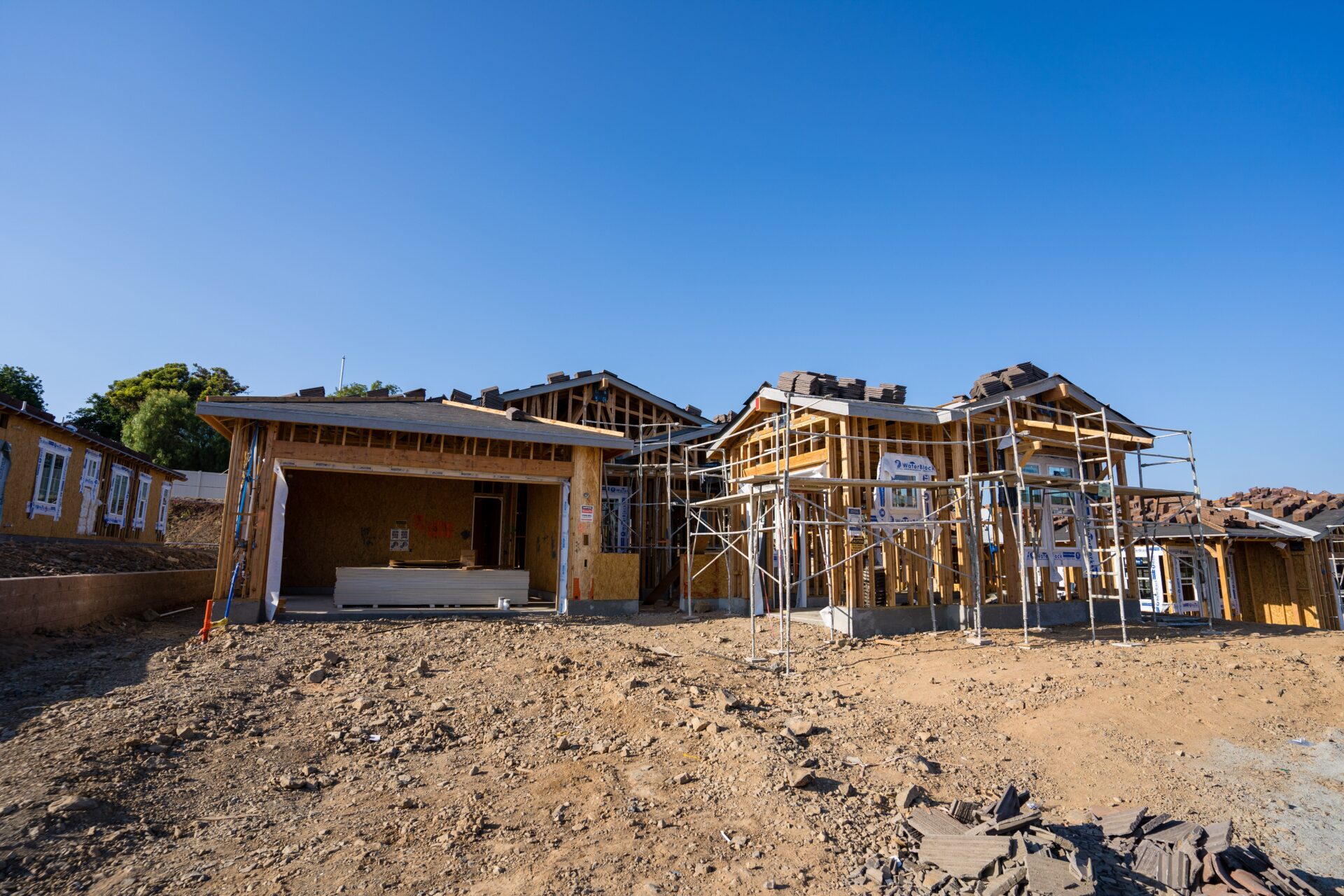 new-construction-home-site-2024-12-06-02-51-27-utc